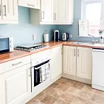 Townhouse With Super Location Killarney