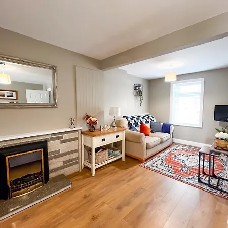 Semesterbostad Townhouse With Super Location *