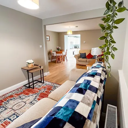 Townhouse With Super Location Vakantiehuis *