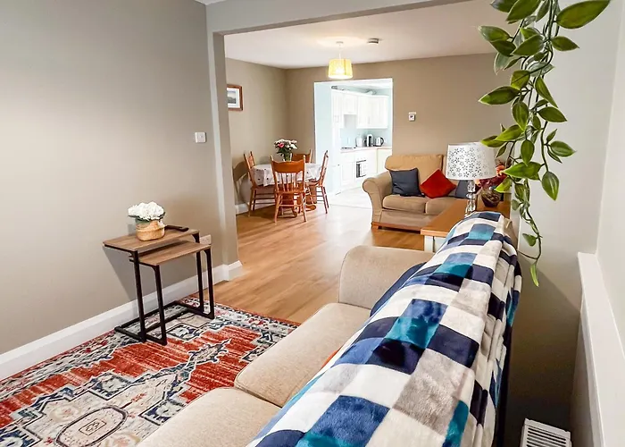 Townhouse With Super Location Semesterbostad *