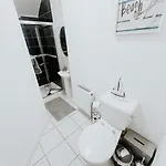 Townhouse With Super Location * 킬라니