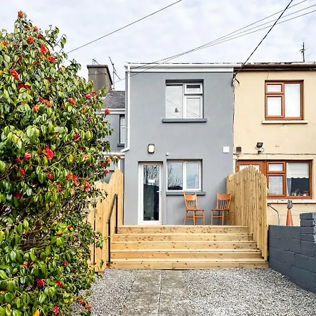 Townhouse With Super Location 킬라니